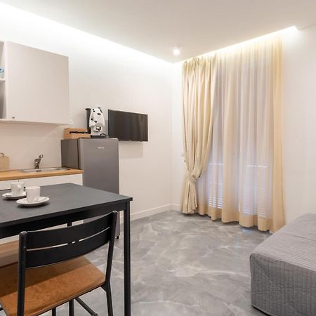 La Maison Di Tina Νάπολη Εξωτερικό φωτογραφία