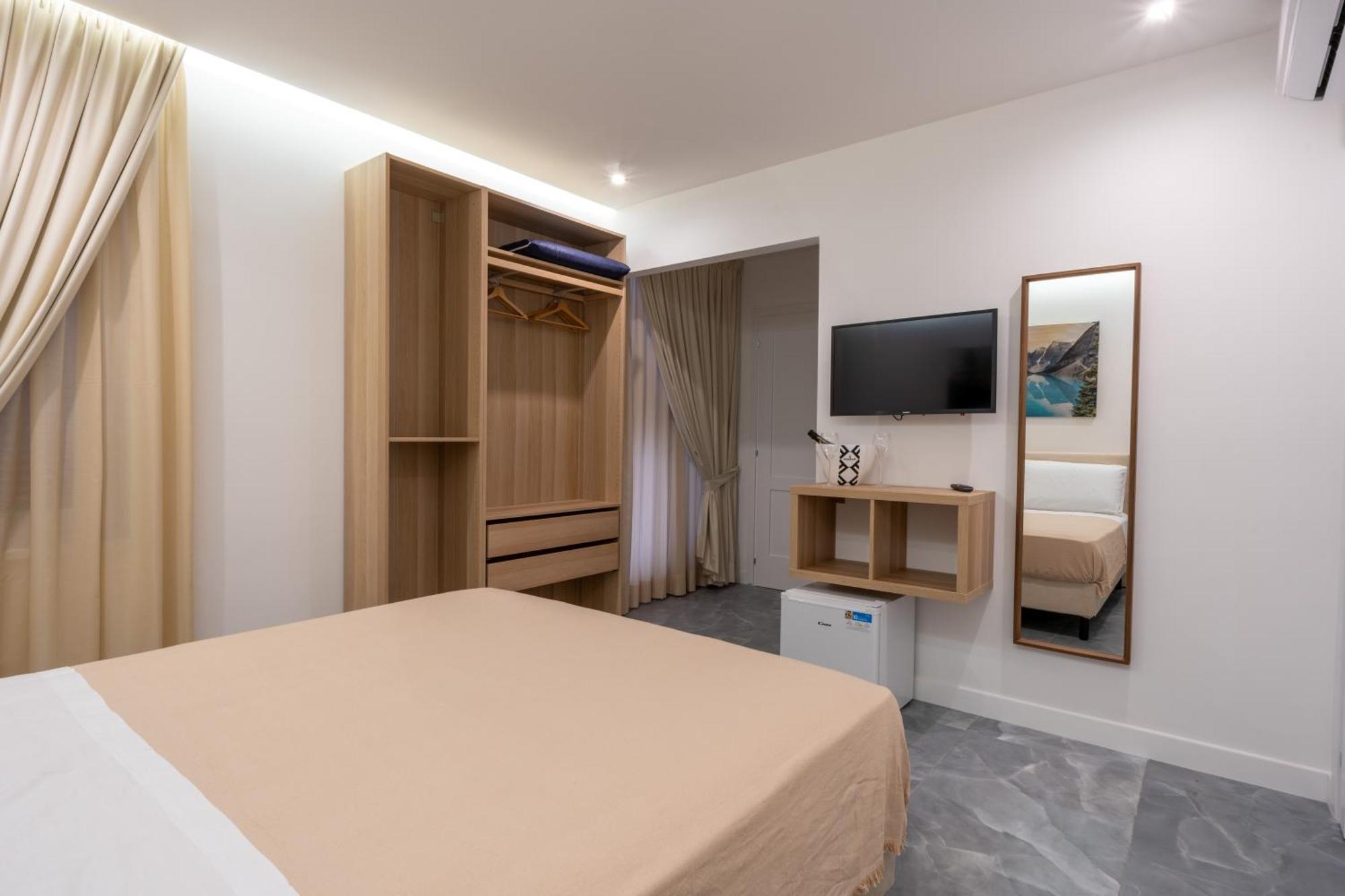 La Maison Di Tina Νάπολη Εξωτερικό φωτογραφία